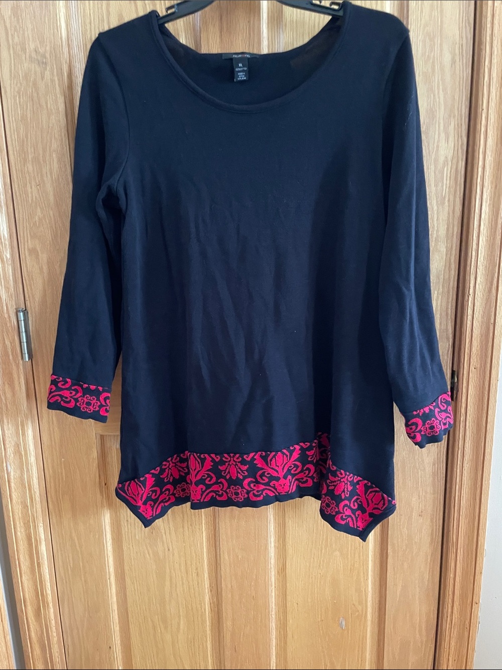 Style & Co. Black Tunic with Red Floral Border and Removable Collar - Size XL